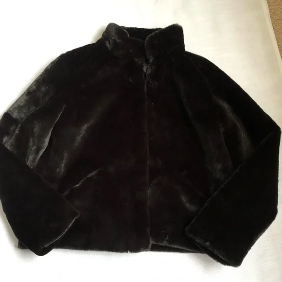 NWT Only (ASOS) Black Faux Fur Jacket Size Medium